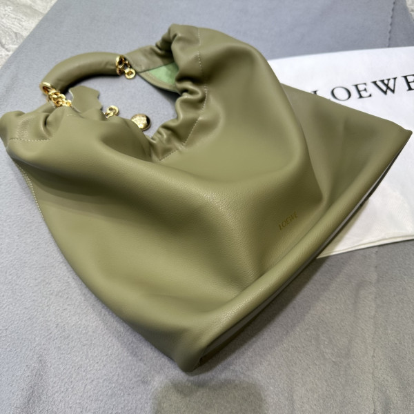 LOEWE Small Squeeze bag in nappa lambskin-24*29*10.5cm