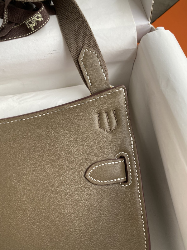 H**mes jypsiere mini bag in swift leather gris meyer