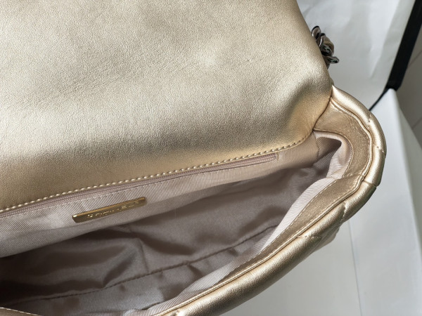 CL 19 FLAP BAG