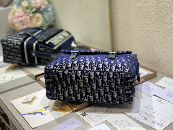 D*or oblique D*orcamp messenger bag