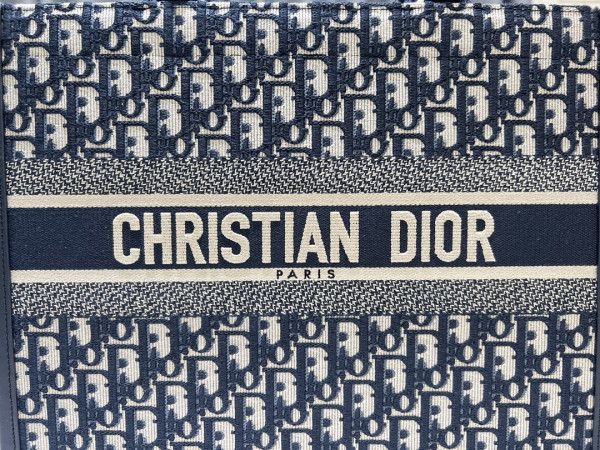 D*or oblique book tote-36×16×27cm