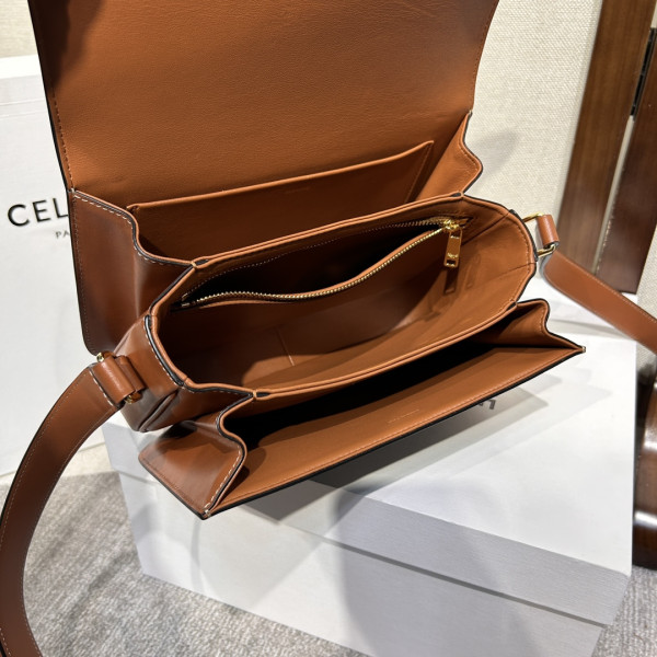 Ce**e teen triomphe bag