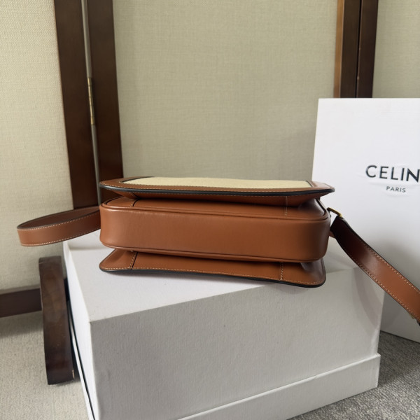 Ce**e teen triomphe bag