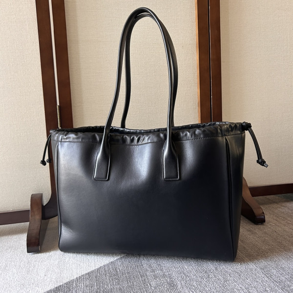Ce**e cabas drawstring cuir triomphe
