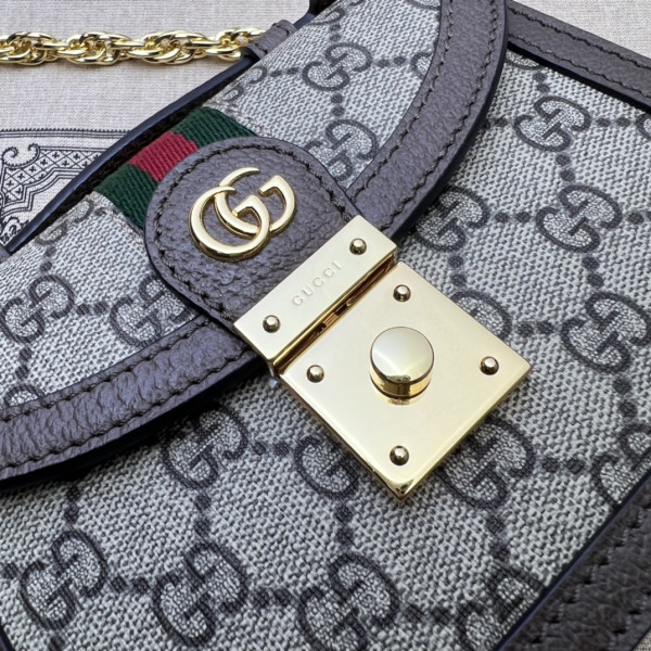 G*u*i gg matelassÉ small top handle bag