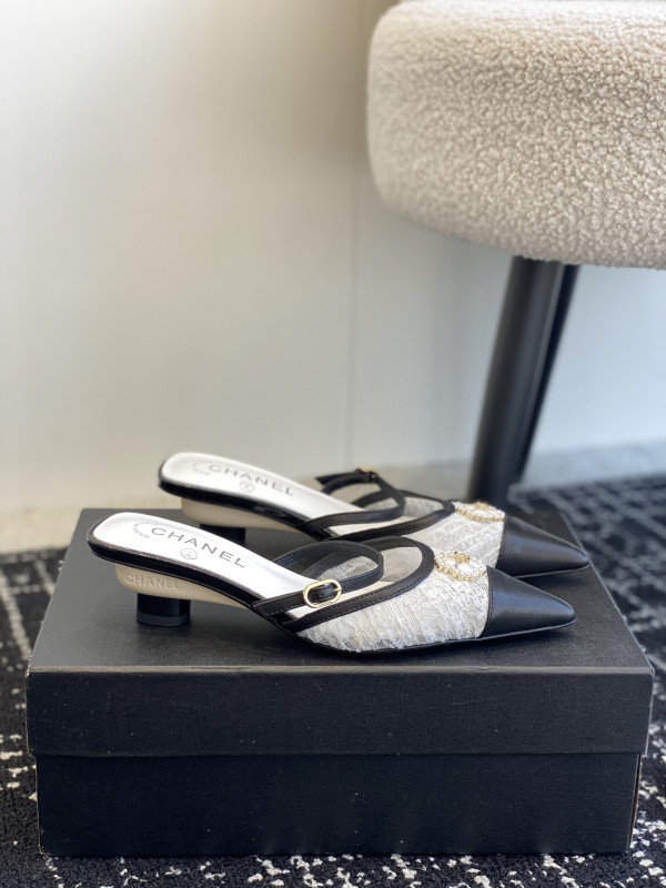 CL SANDALS