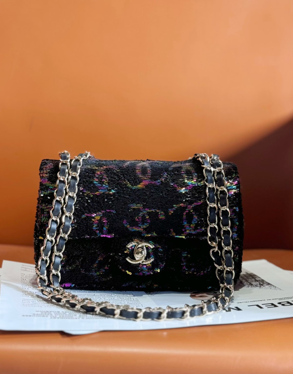 CL FLAP BAG 20CM