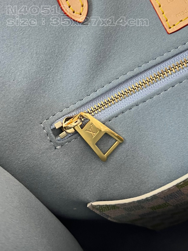 l**is V*t*n onthego mm-35*27*14cm