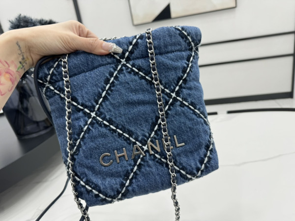 CL 22 MINI HANDBAG -23*18.5*6CM