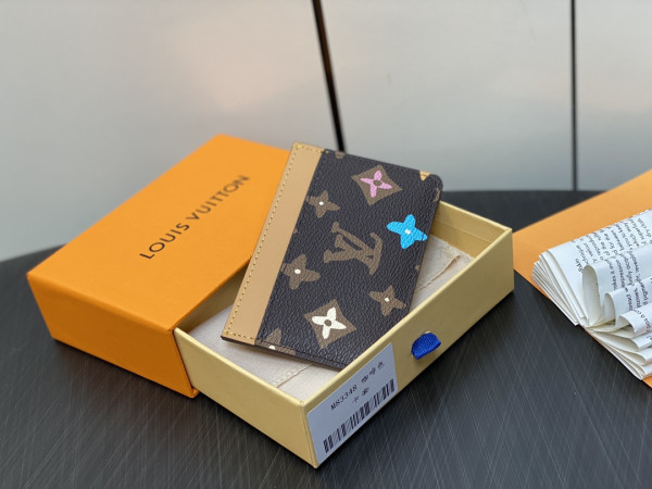 l**is V*t*n card holder-11*7*0.5cm