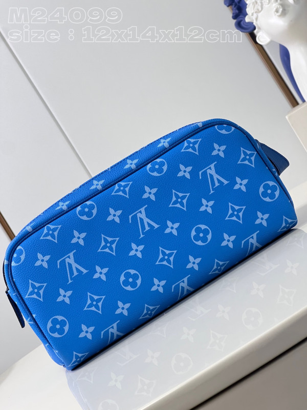 l**is V*t*n dopp kit -28*15*16.5cm