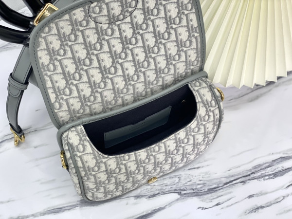 D*or bobby bag medium-22-17-6cm