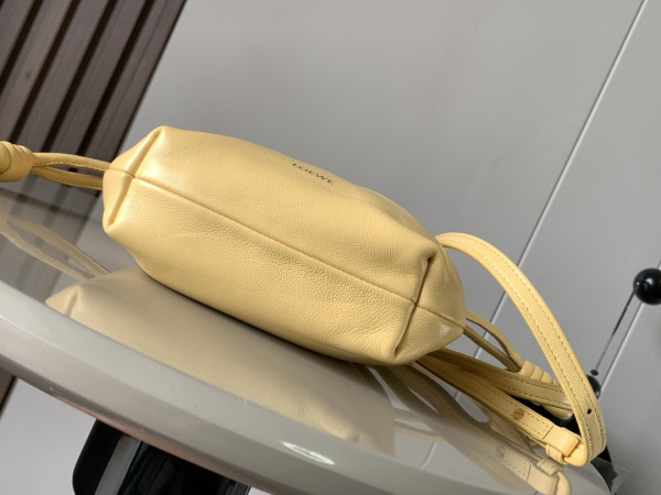 LOEWE Mini Flamenco clutch-23*17*5.5cm