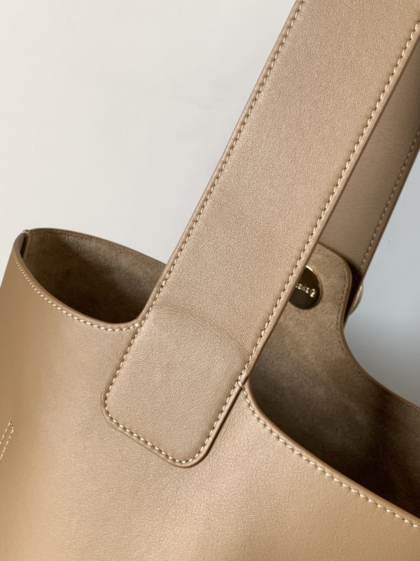 Loewe Pebble Bucket Bag-28*24*23CM