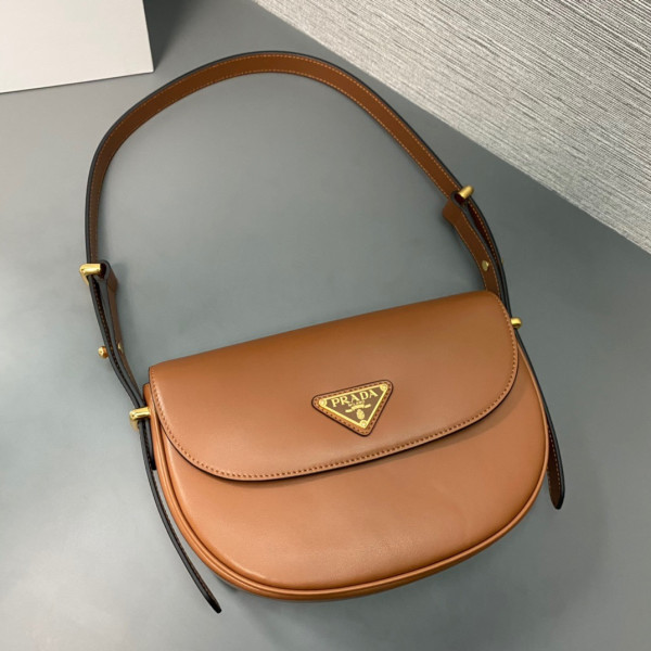 Pra*a moon handbags-22*17*5.5cm