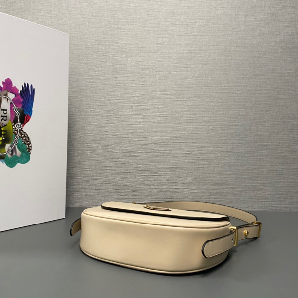 Pra*a moon handbags-22*17*5.5cm