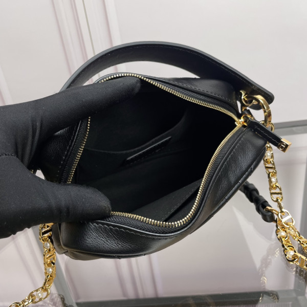 small D*or caro top handle camera bag-19*13*4.5cm