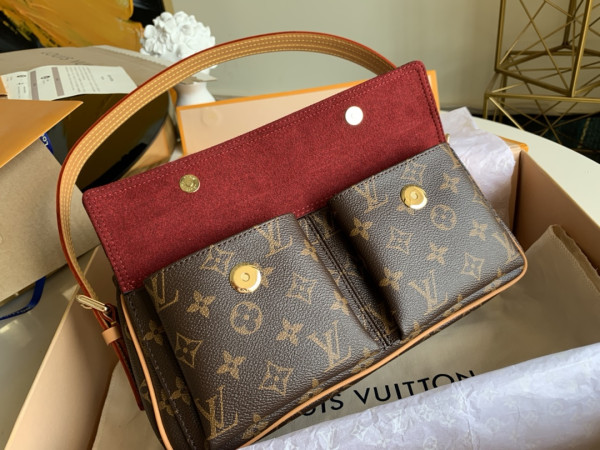 l**is V*t*n vintage bag-30*11*13cm