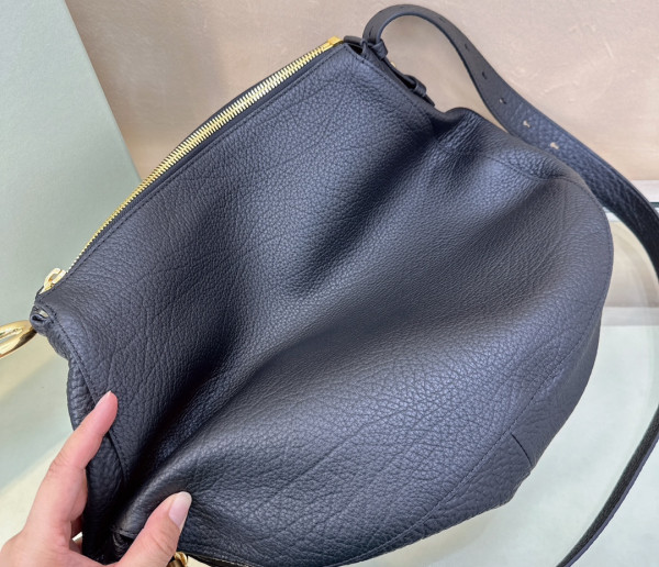 B**rry medium knight bag-37*13*32cm