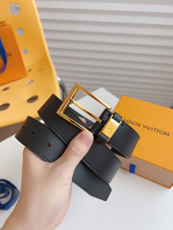 l**is V*t*n belt