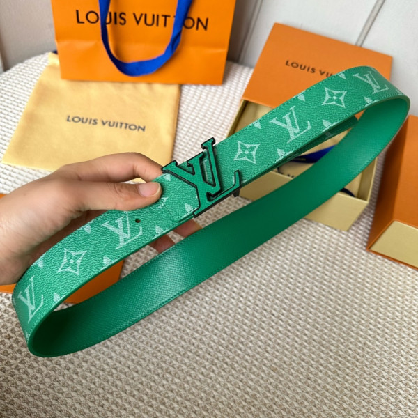 l**is V*t*n belt