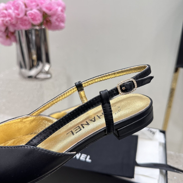 CL SANDALS