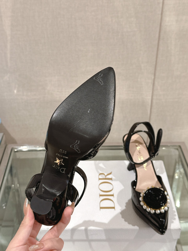 D*or heels