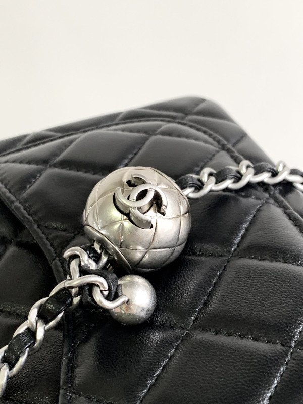 CL FLAP BAG 17CM