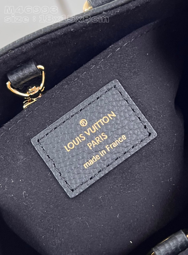 l**is V*t*n onthego bb-18*15*8.5cm