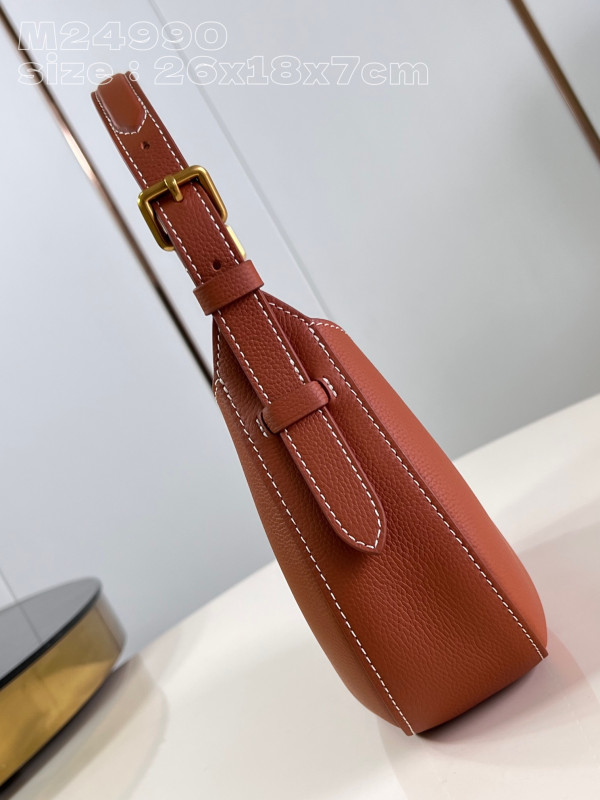 l**is V*t*n low key shoulder bag-26*18*7cm