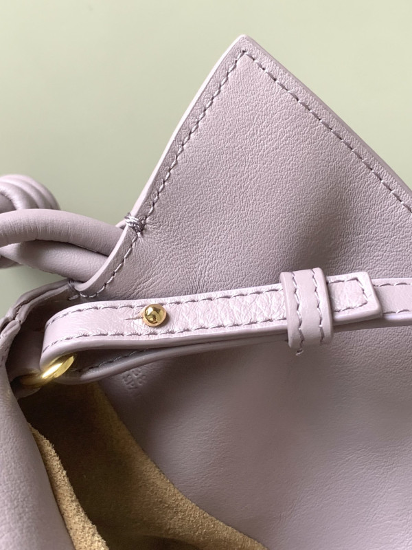 LOEWE Flamenco clutch- 24.5*30*10.5cm