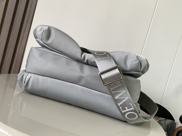 LOEWE Goya Puffer leather shoulder bag-30*20.5*10CM