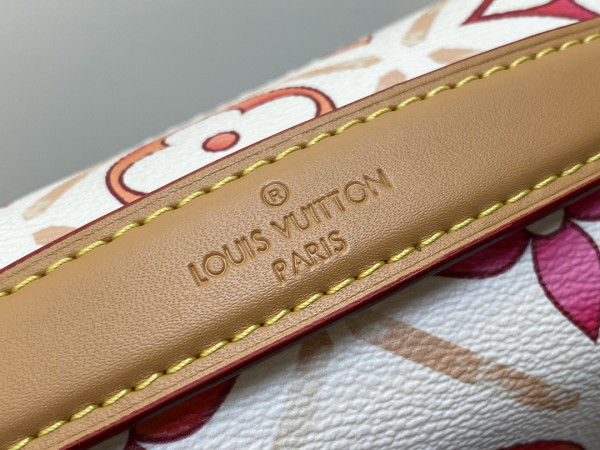 l**is V*t*n pochette metis-25*19*7cm