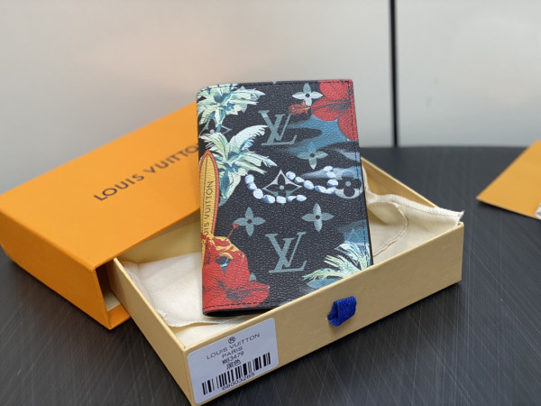 l**is V*t*n passport cover-10*14*2.5cm
