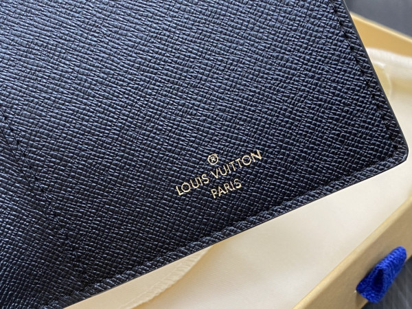 l**is V*t*n passport cover-10*14*2.5cm