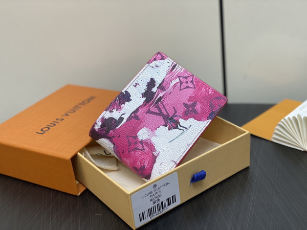 l**is V*t*n slender wallet-11*8.5*2cm