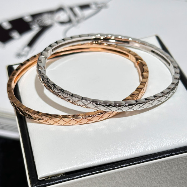 Ch*el bracelet