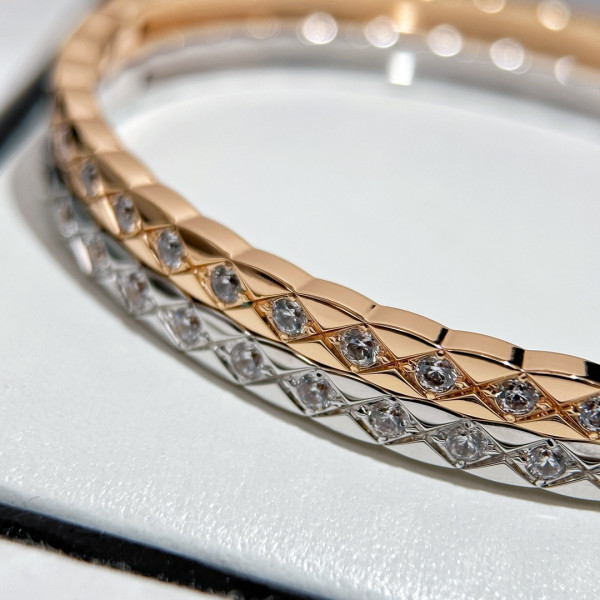 Ch*el bracelet
