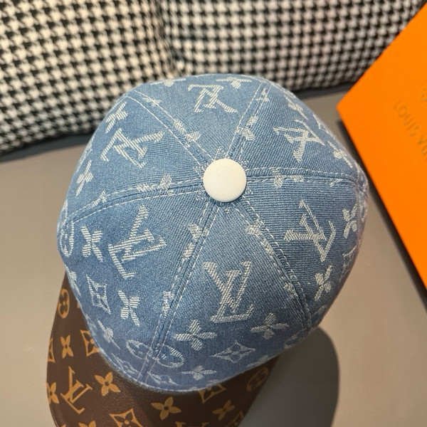 l**is V*t*n hat