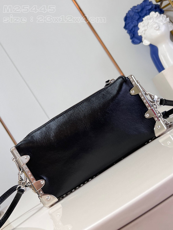 l**is V*t*n slim trunk-23*12*4cm