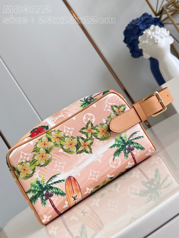 l**is V*t*n locker dopp kit bag-23*13*12cm