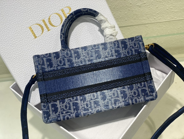 D*or mini book tote-21.5*13*7.5cm
