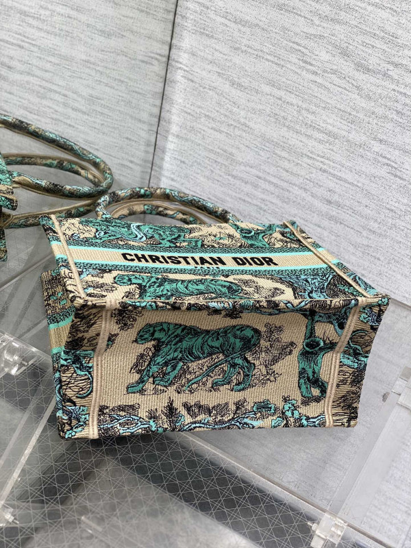 small D*or book tote-26cm