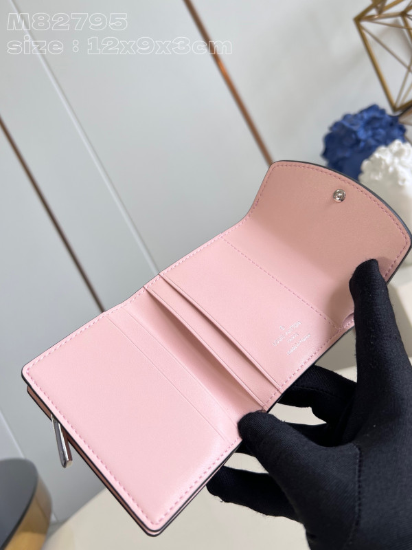l**is V*t*n iris xs wallet-12*9.5*3cm