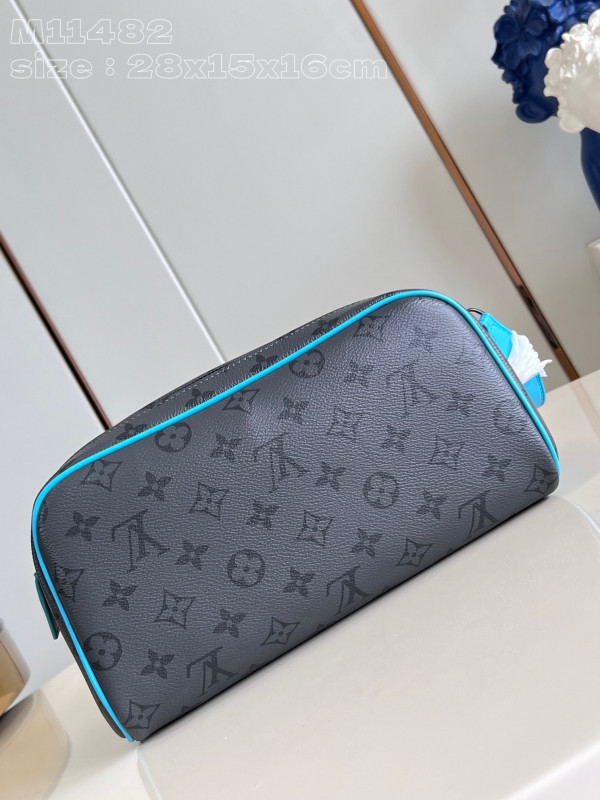 l**is V*t*n locker dopp kit bag-23*13*12cm