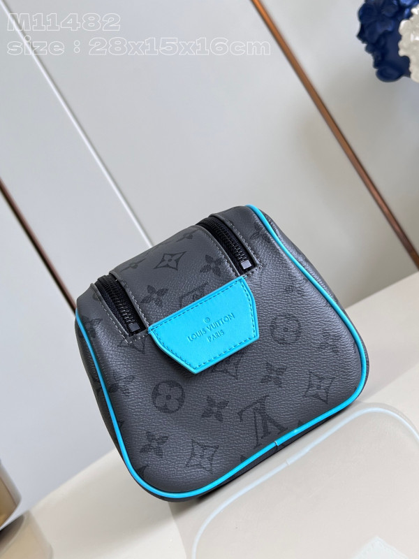l**is V*t*n locker dopp kit bag-23*13*12cm