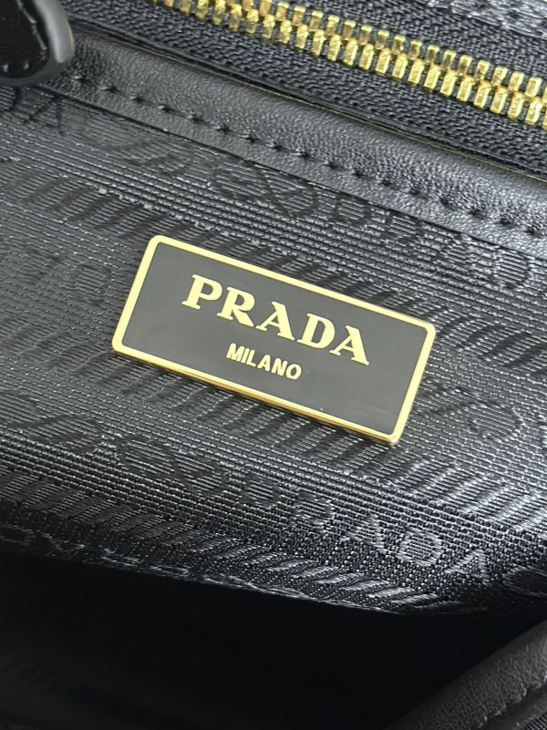Pra*a small re-nylon backpack-24*28*12cm