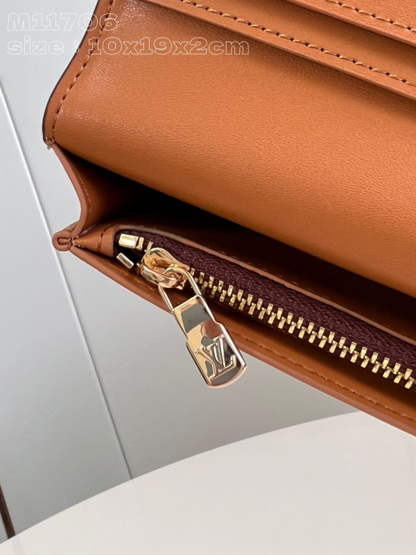 l**is V*t*n brazza wallet-10*19*2cm