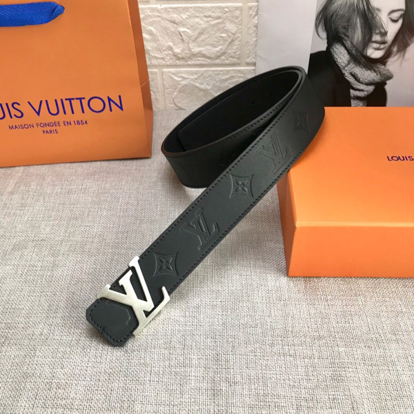 l**is V*t*n belt