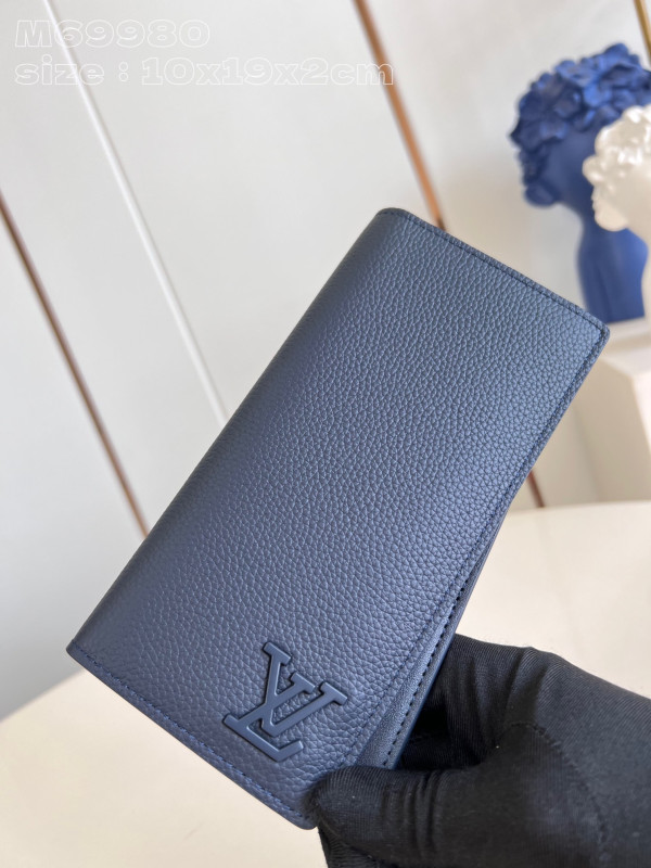 l**is V*t*n brazza wallet-10*19*2cm